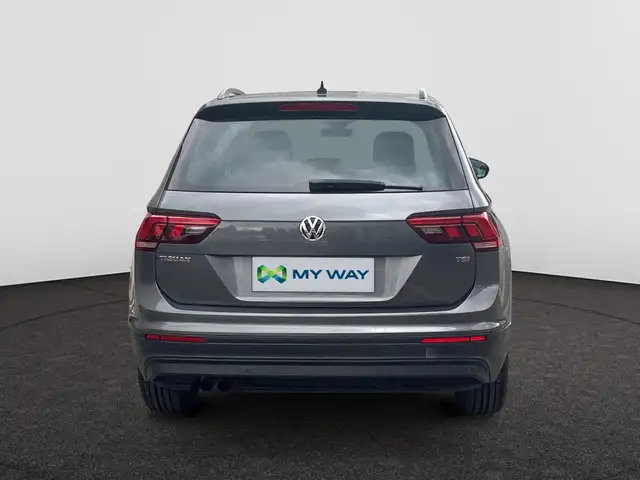 Volkswagen Tiguan view 6