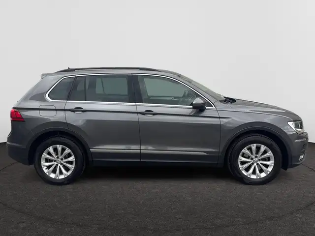 Volkswagen Tiguan view 7