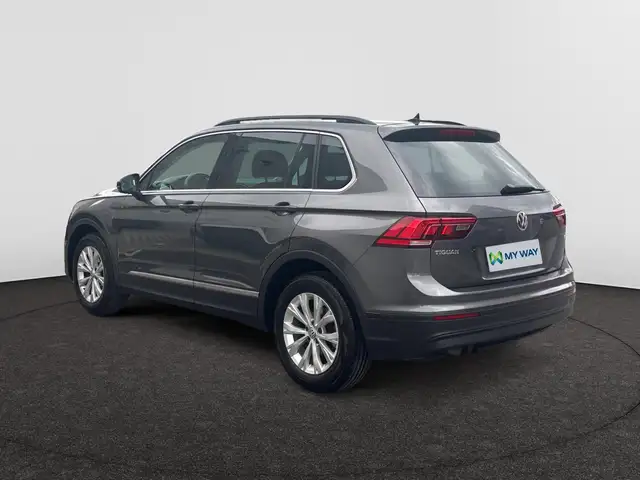 Volkswagen Tiguan view 2
