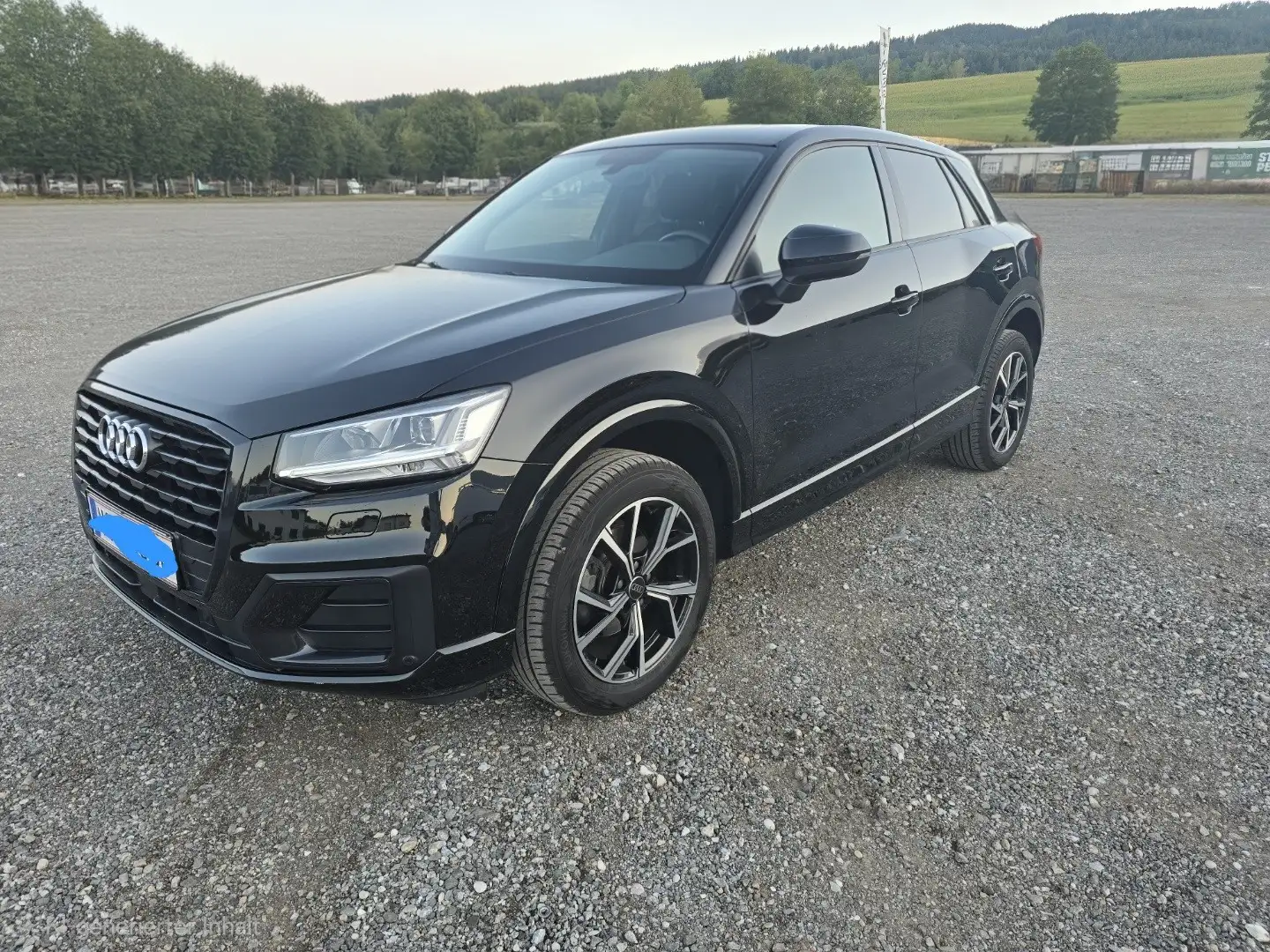 Audi Q2 35 TFSI S tronic|S line|Leder|Navi|Pickerl 08/27 Schwarz - 1