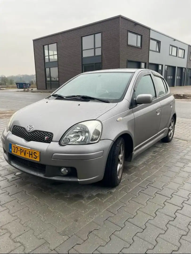 Toyota Yaris 1.5 VVT-i T-Sport Gri - 1