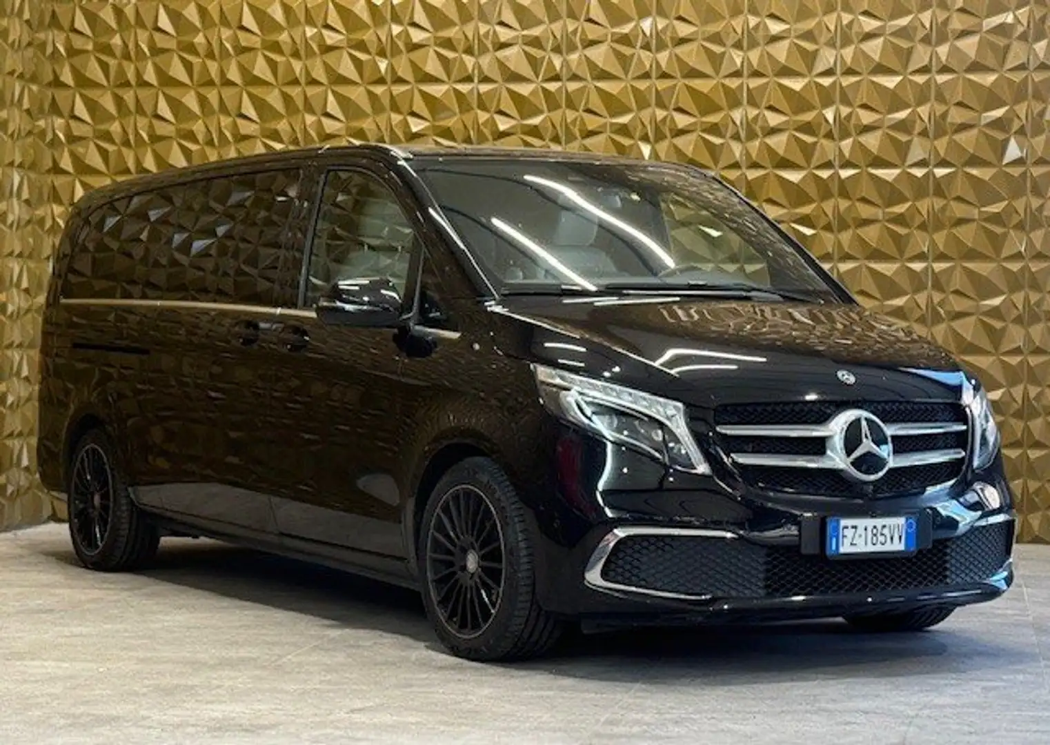 Mercedes-Benz V 250 V 250d Automatic Premium Extra-Long Negro - 2