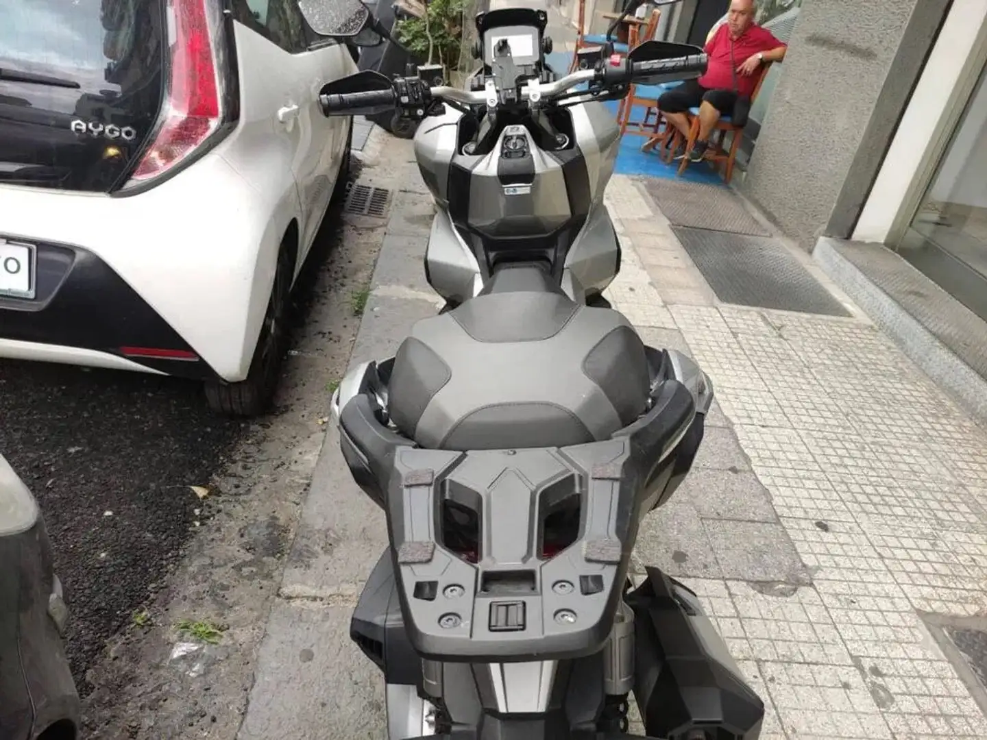 Honda ADV 350 Grigio - 2