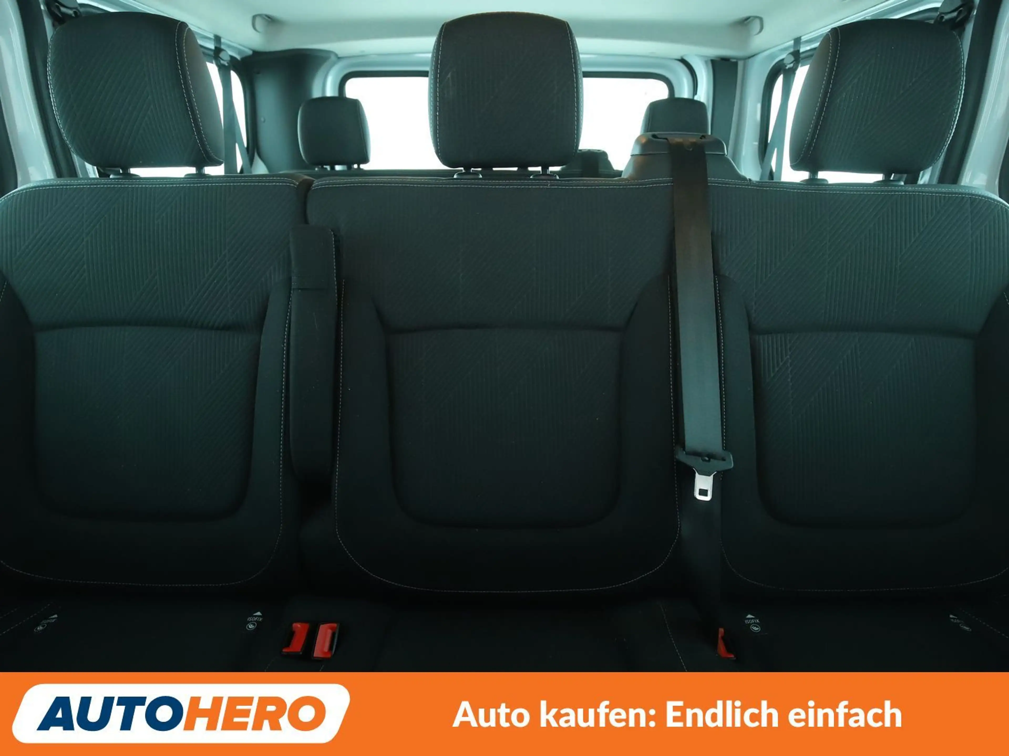 Nissan NV300 2.0 dCi L1H1 2,7t PREMIUM *AHK*NAV*TEMP*PDC*SHZ* — photo 15