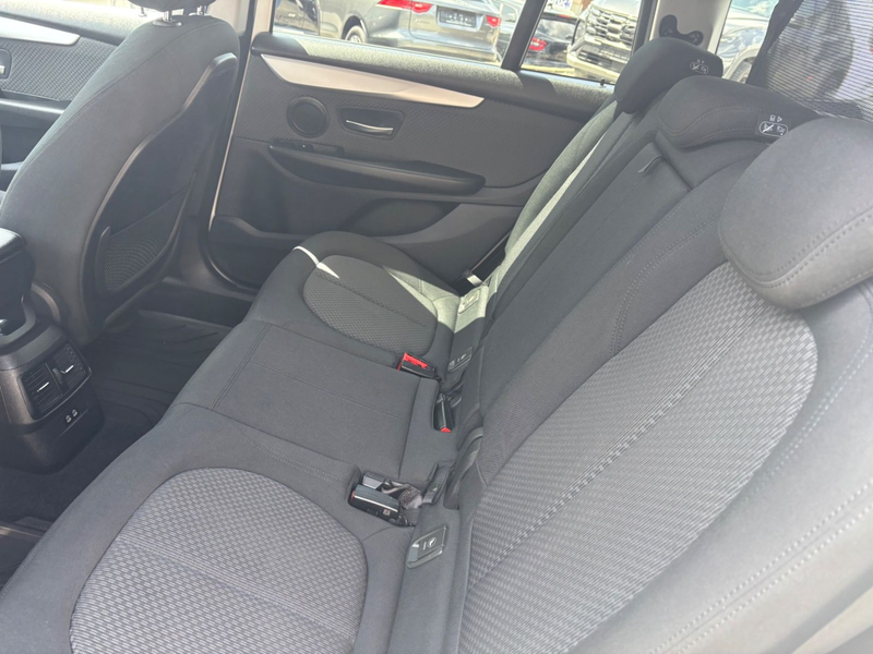 BMW 218 218 d xDrive Advantage,Automatik+LED+AHK — photo 11
