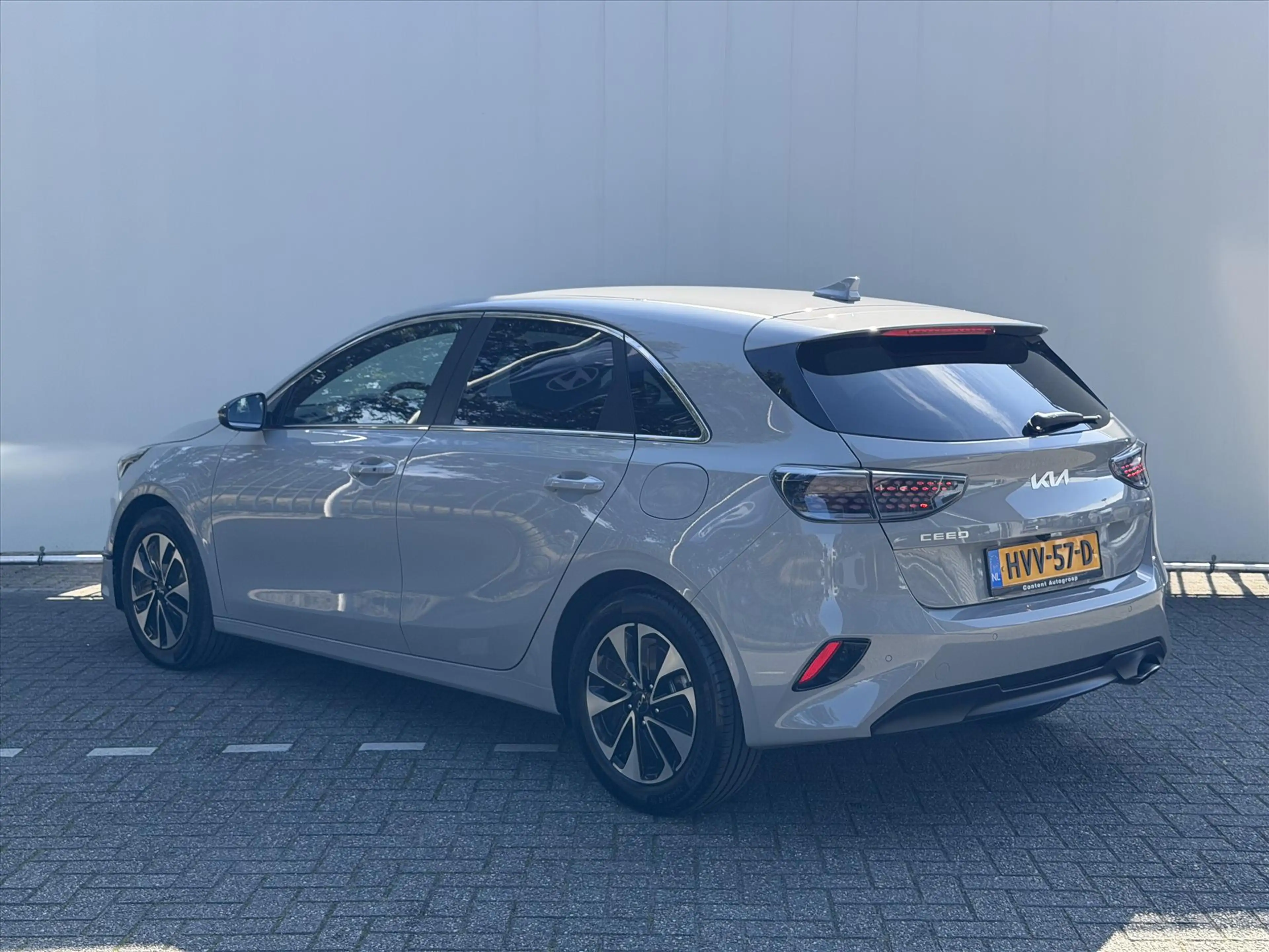 Kia Ceed / cee'd 1.0 T-GDi 100pk Design Edition — photo 3