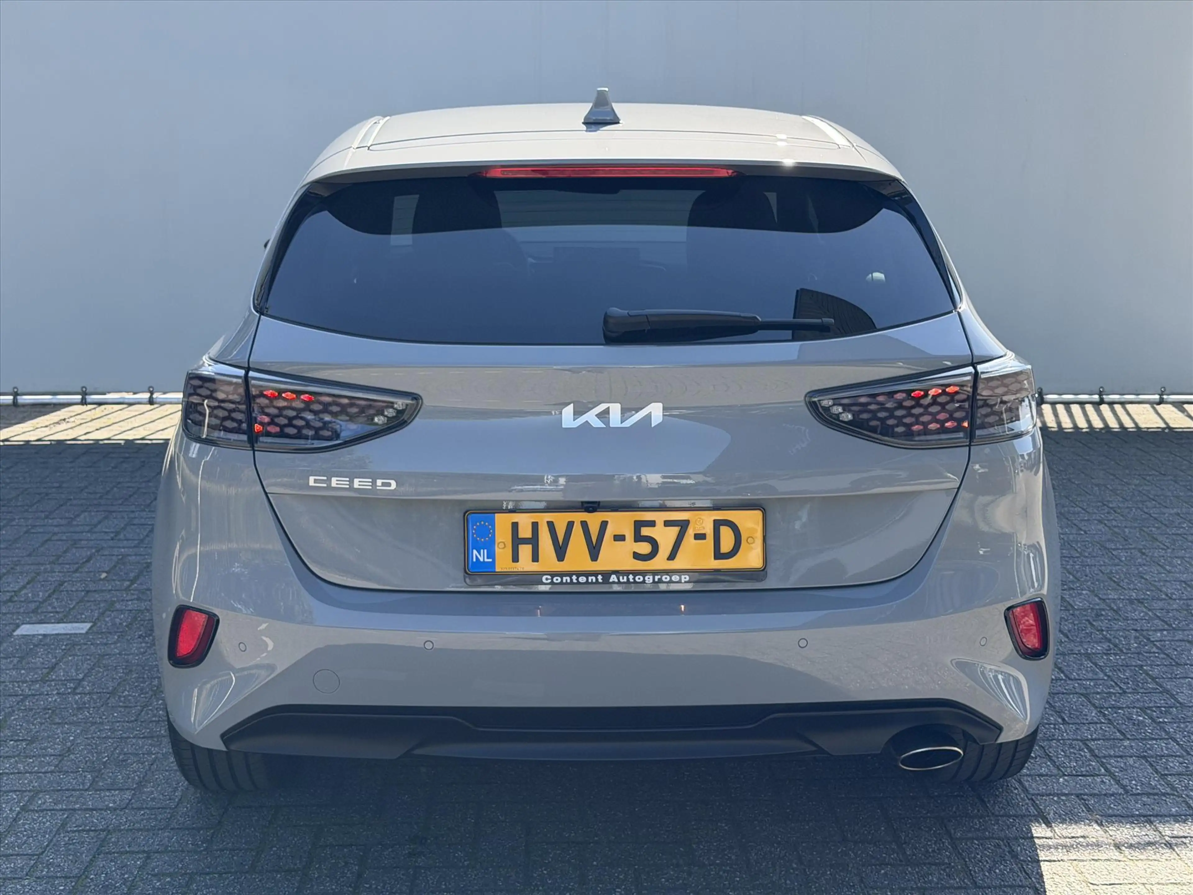 Kia Ceed / cee'd 1.0 T-GDi 100pk Design Edition — photo 4