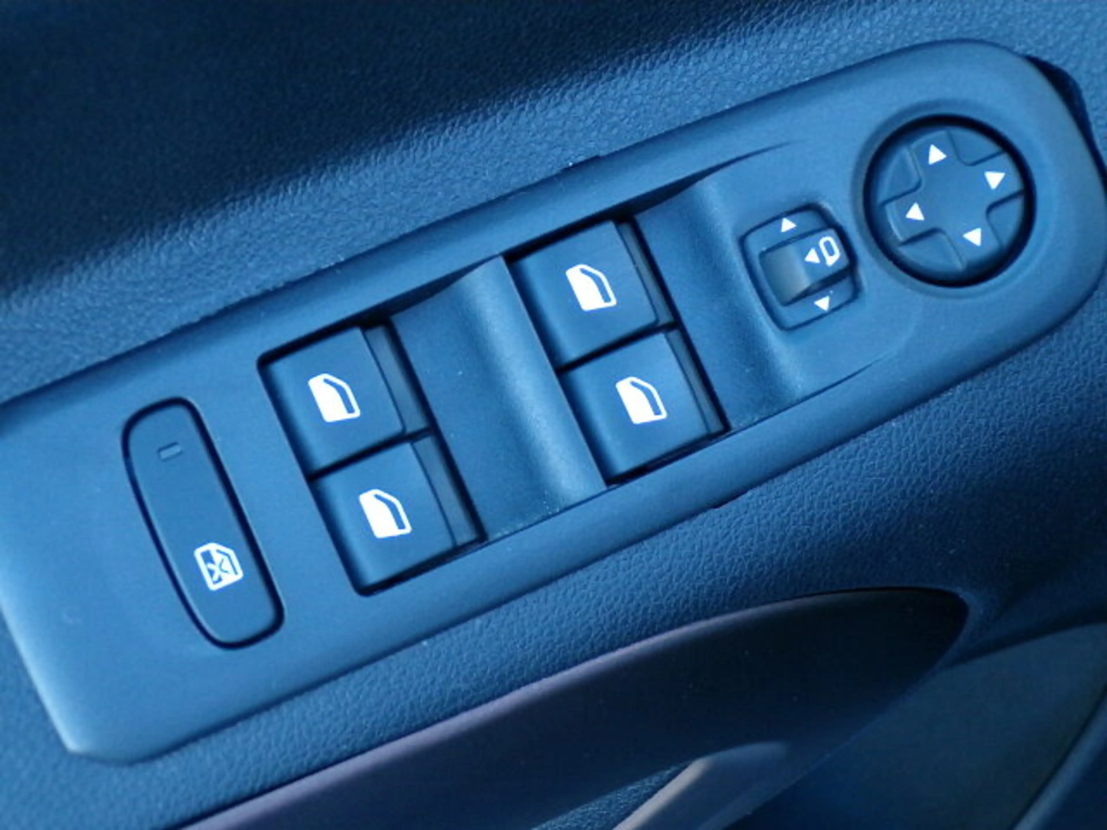 Peugeot Rifter Rifter 1.2 PureTech 130 Allure L2 Kamera/Navi/LM — photo 8