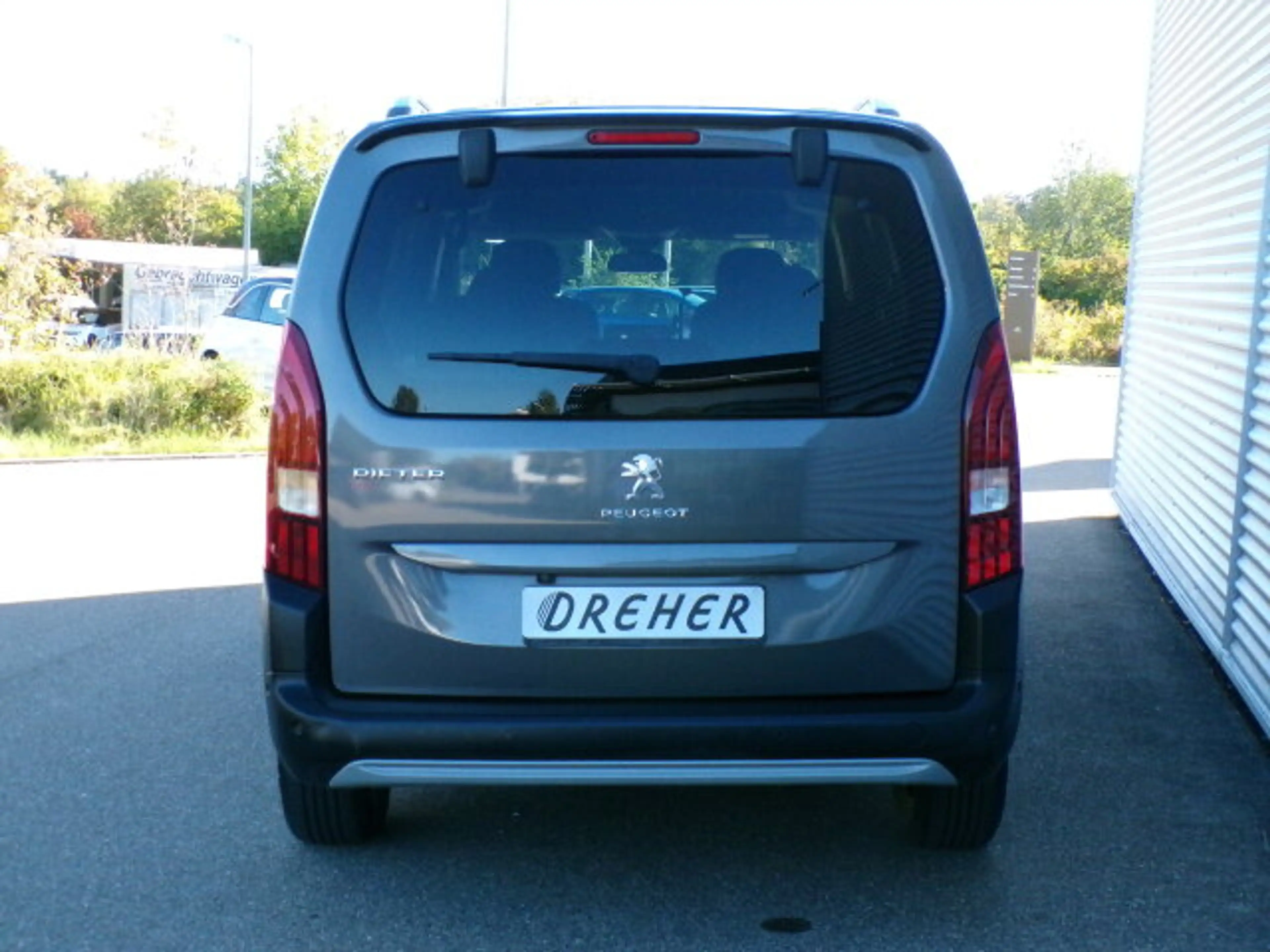 Peugeot Rifter Rifter 1.2 PureTech 130 Allure L2 Kamera/Navi/LM — photo 5