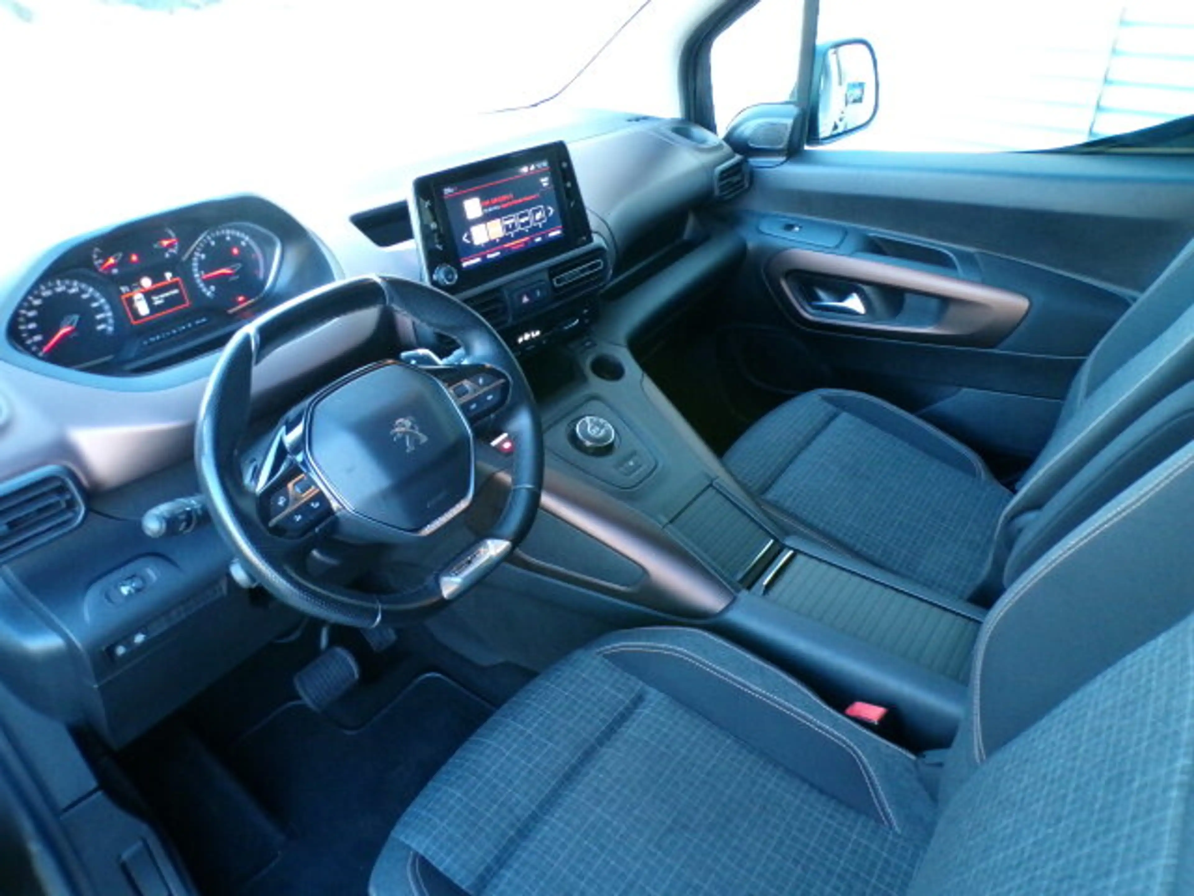 Peugeot Rifter Rifter 1.2 PureTech 130 Allure L2 Kamera/Navi/LM — photo 10