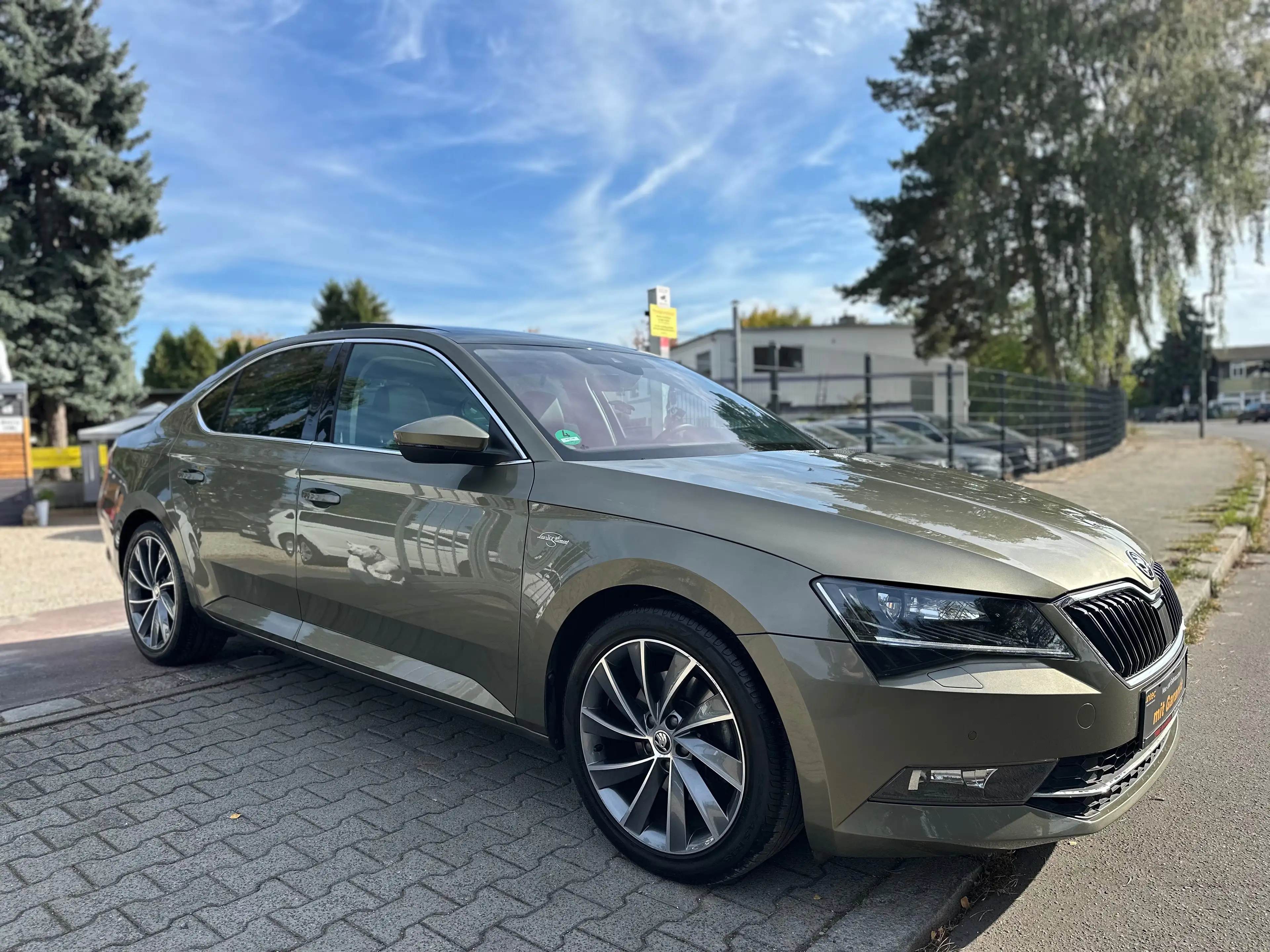 Skoda Superb L&K,PANORAMADACH,AUTOMATIK,49.000 KM,LEDER,1.HAND!!! — photo 3
