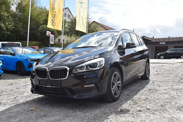 Bmw 220 xDrive Sport Line "7 Sitzer"