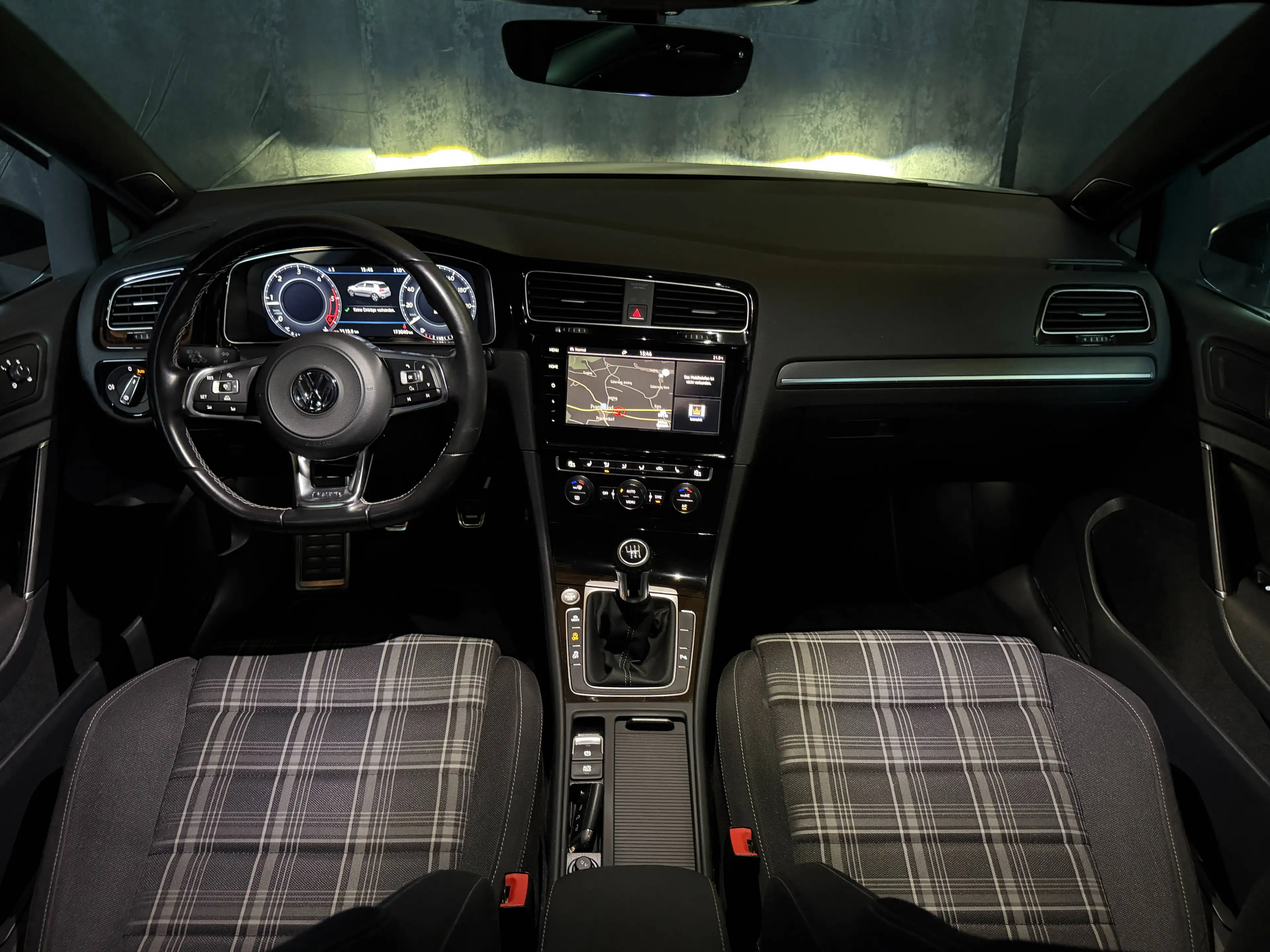 Volkswagen Golf GTD GTD BMT *VIRTUAL*LED*ACC*KAMERA*AHK* — photo 30