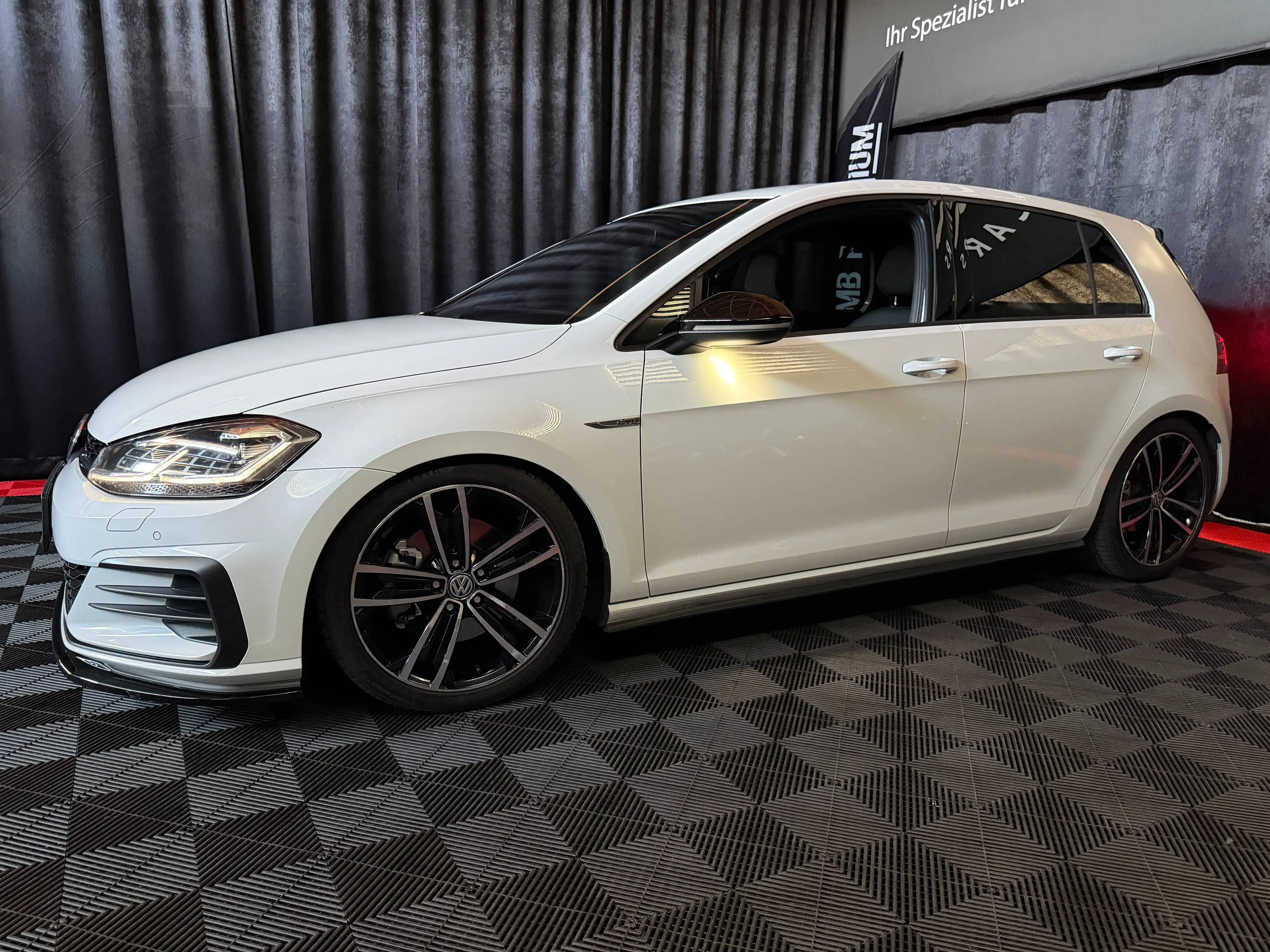 Volkswagen Golf GTD GTD BMT *VIRTUAL*LED*ACC*KAMERA*AHK* — photo 12