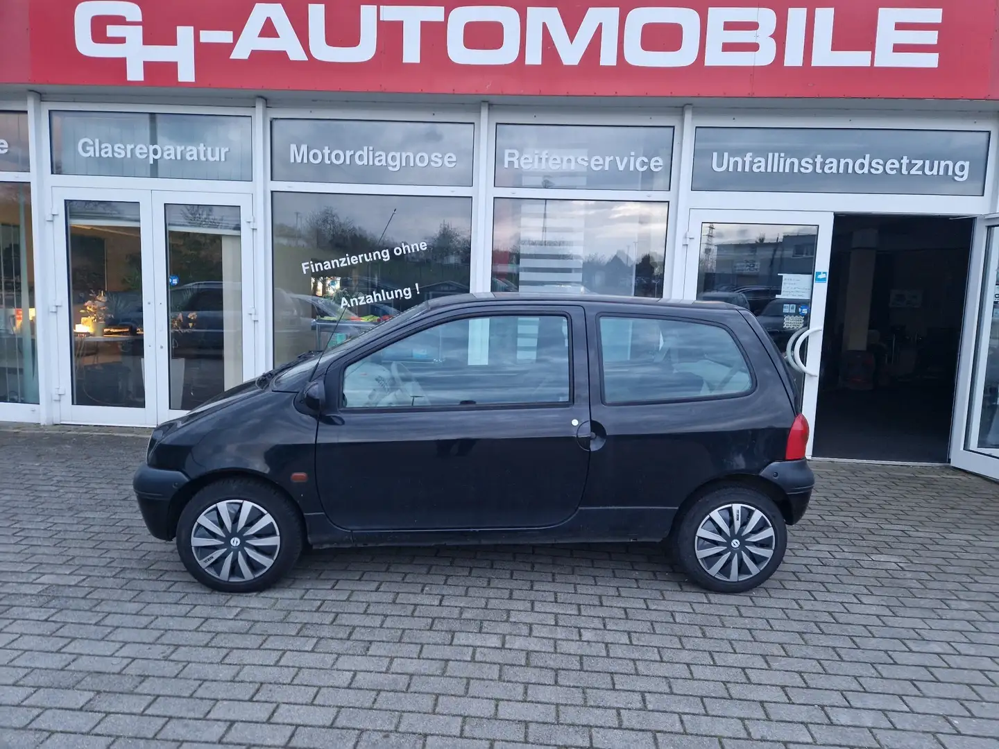 Renault Twingo 1.2 -- Klima+2xel. FH+el.Spiegel+ZV+FB., +Radio - Černá - 2