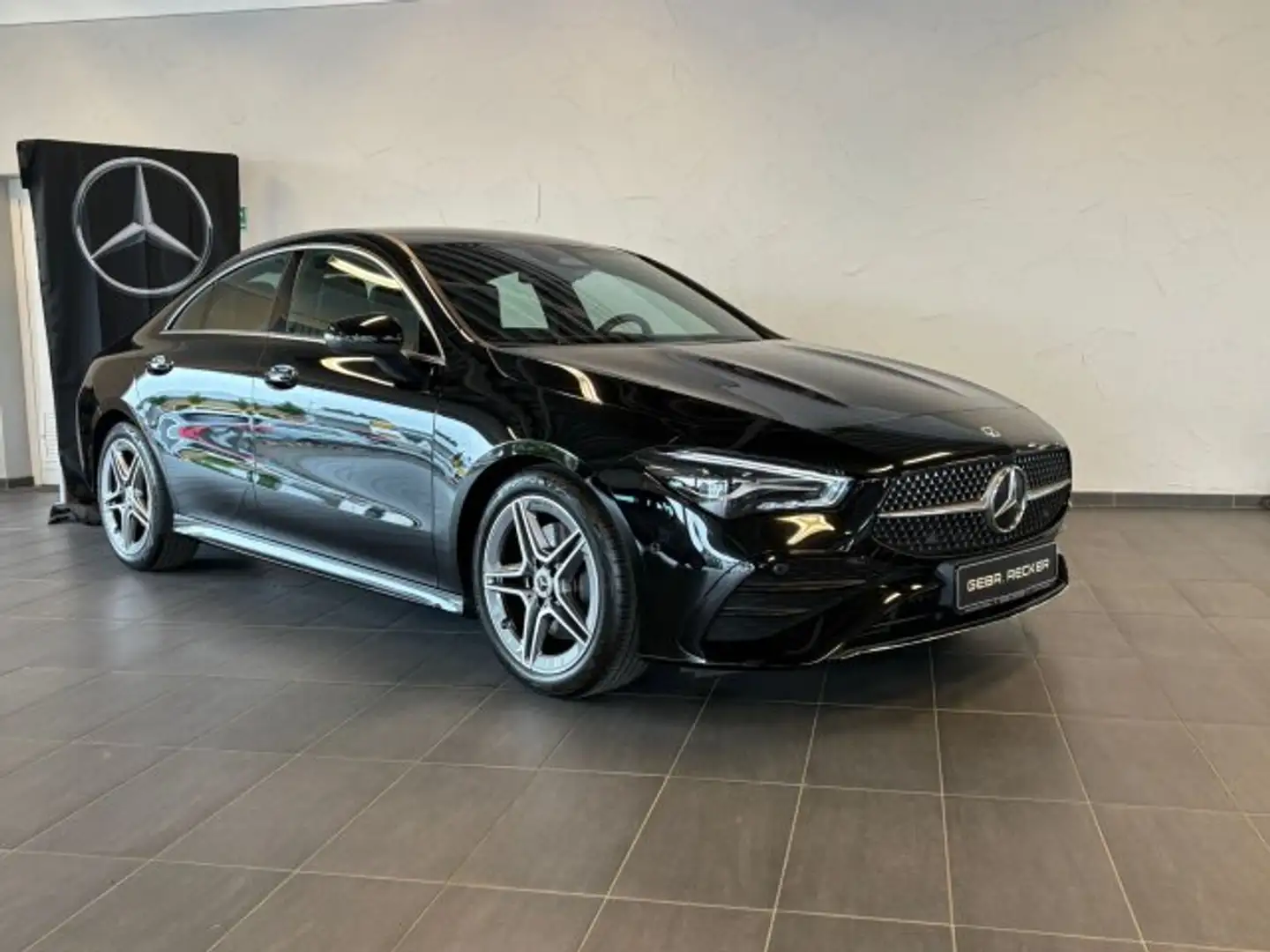 Mercedes-Benz CLA 200 CLA 200 Coupé AMG Line Advanced Plus LED Keyless Negro - 1
