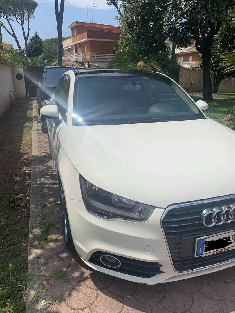 Audi A1 1.6 tdi Attraction 105cv - 2