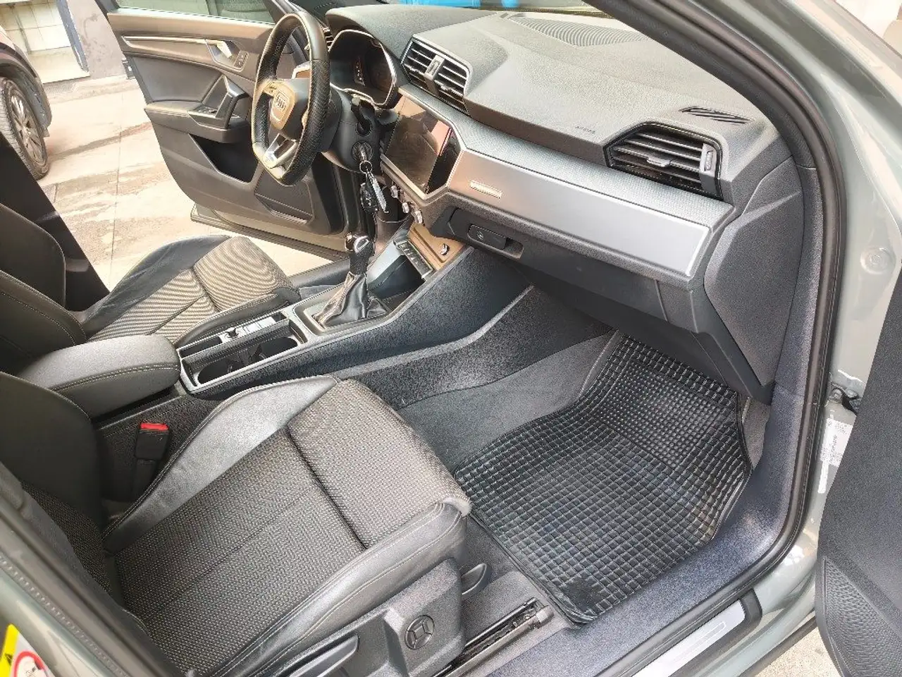 Audi Q3 SPB 35 TDI Identity Black PREZZO REALE, миниатюра 19