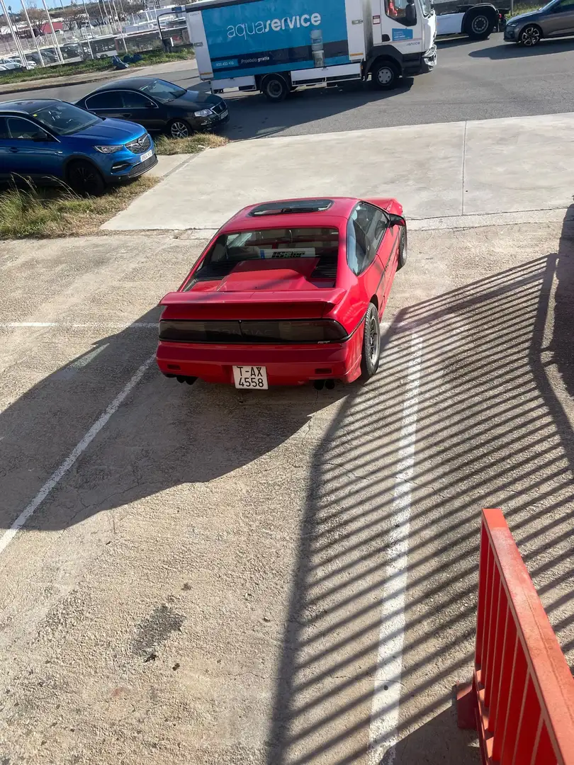 Pontiac Fiero pontiac 2,8 V6 coupe GT Roşu - 1