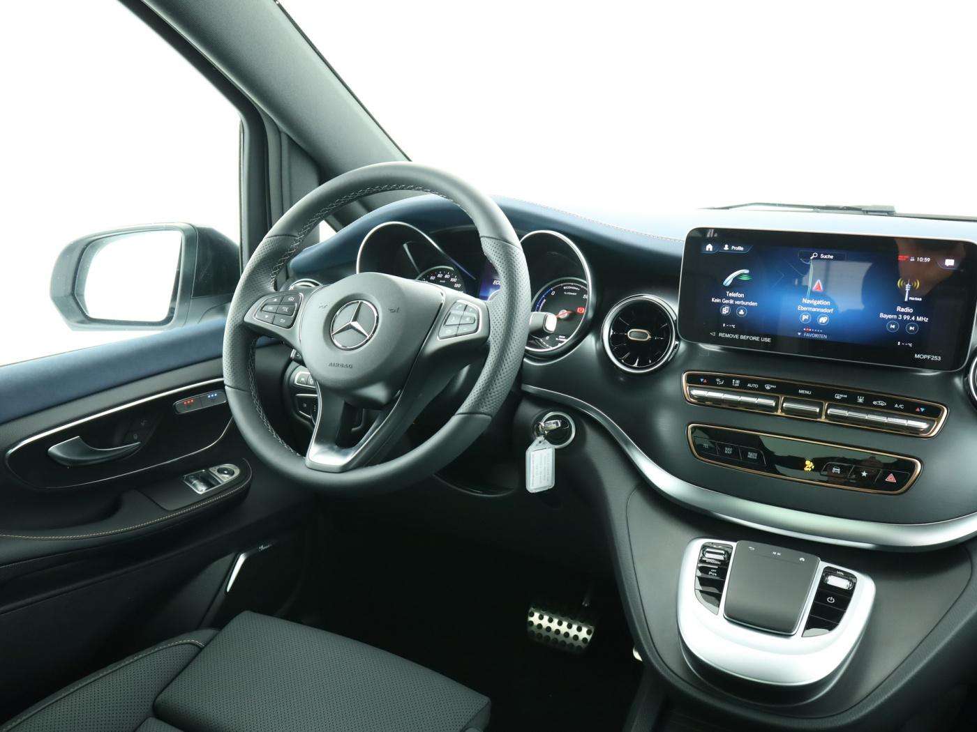 Mercedes-Benz EQV 300