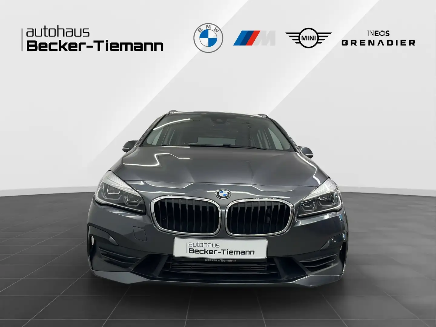 BMW 220 i Gran Tourer Grau - 2