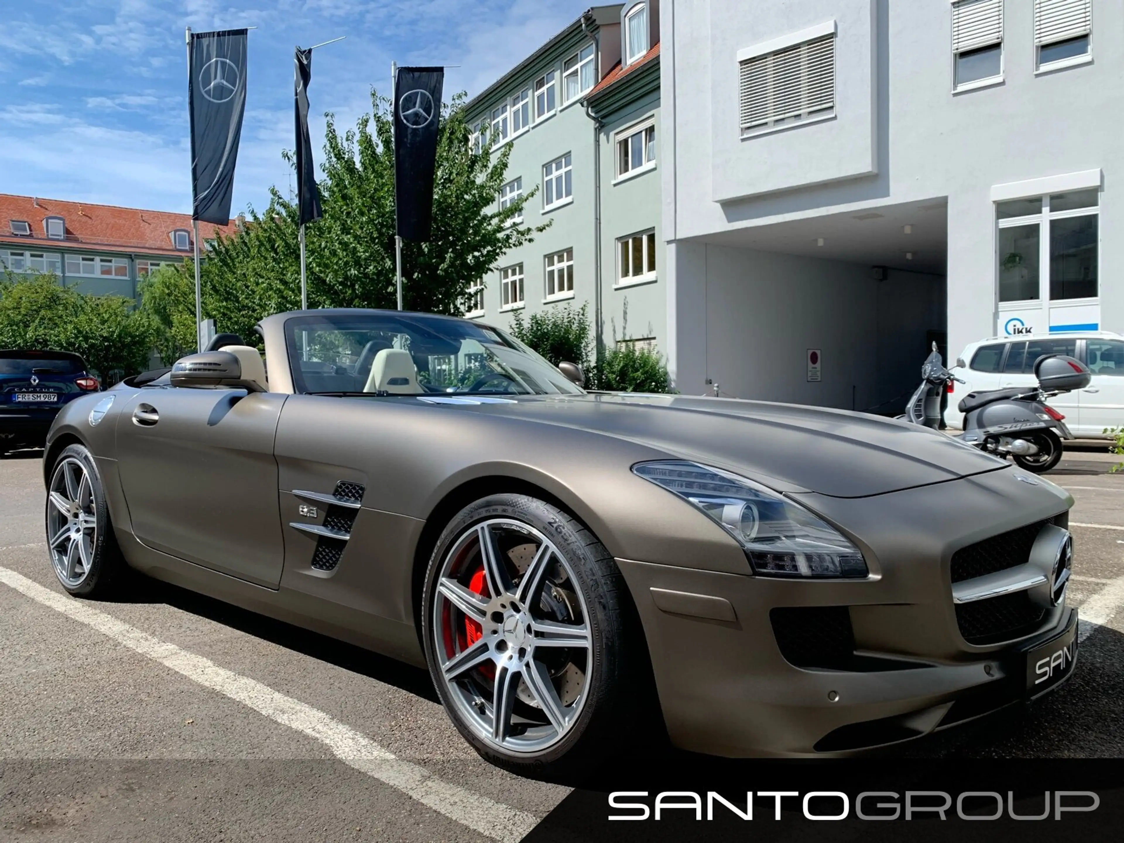 Mercedes-Benz SLS SLS AMG Roadster Comand / AMG-Matt-Sonderlack. — photo 14