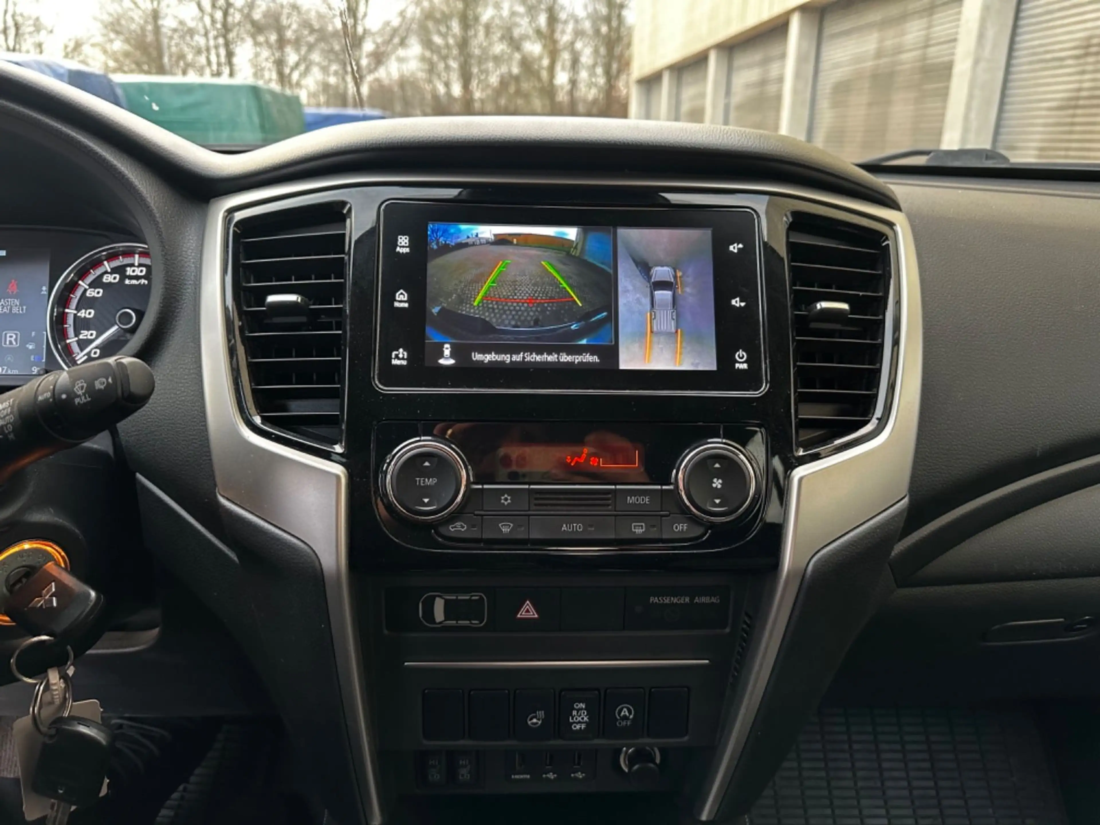 Mitsubishi L200 Automat*Top Doppelkabine 4WD*360°Kam*AHK* — photo 11
