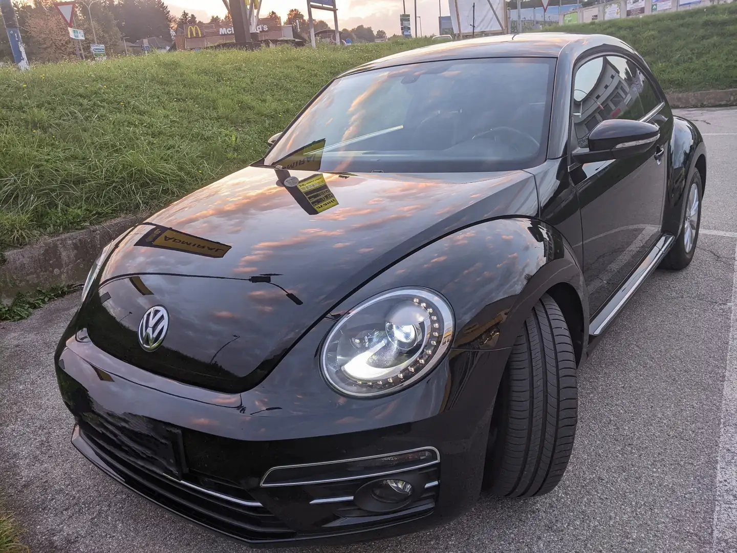 Volkswagen Beetle Beetle Cabrio  2,0 TDI Comfortline Comfortline Schwarz - 1