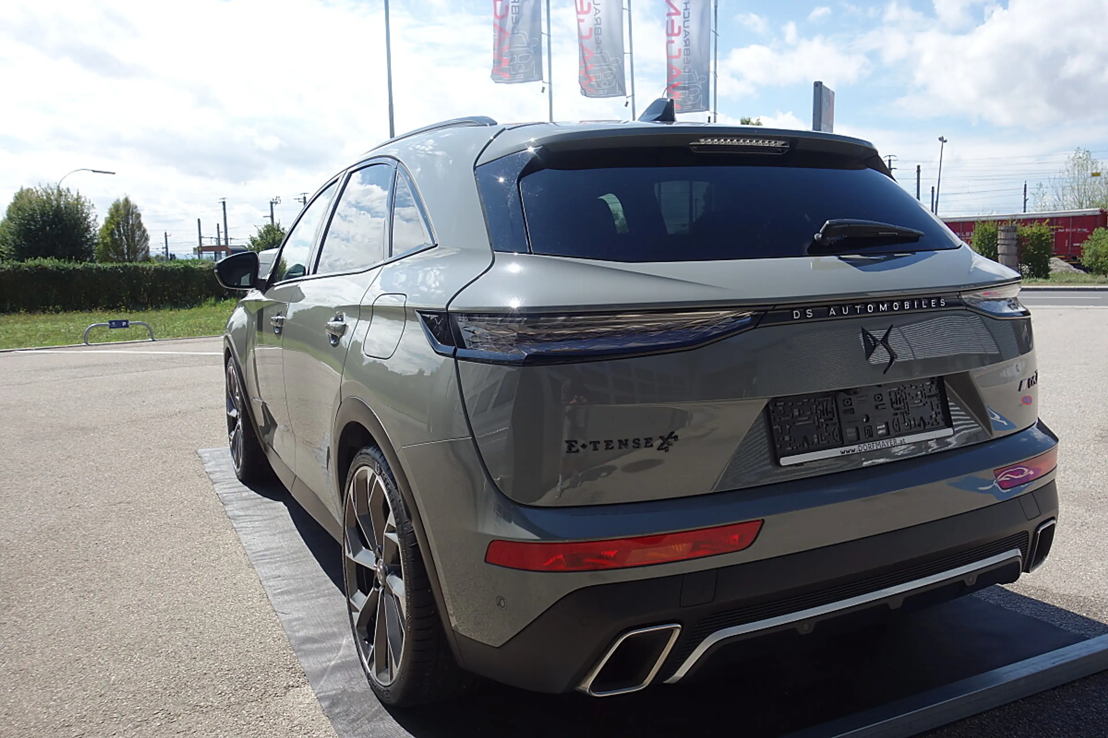 DS Automobiles DS 7 Crossback DS7 E-Tense 4x4 360 La Premiere 12,9kWh Aut. — photo 9
