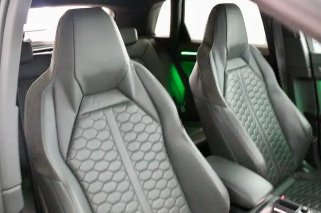 Audi RS Q3 2.5 TFSI quattro /RS-Sitze/LED/21Zoll Ansicht 25