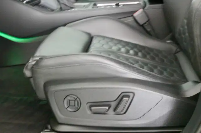 Audi RS Q3 2.5 TFSI quattro /RS-Sitze/LED/21Zoll Ansicht 15