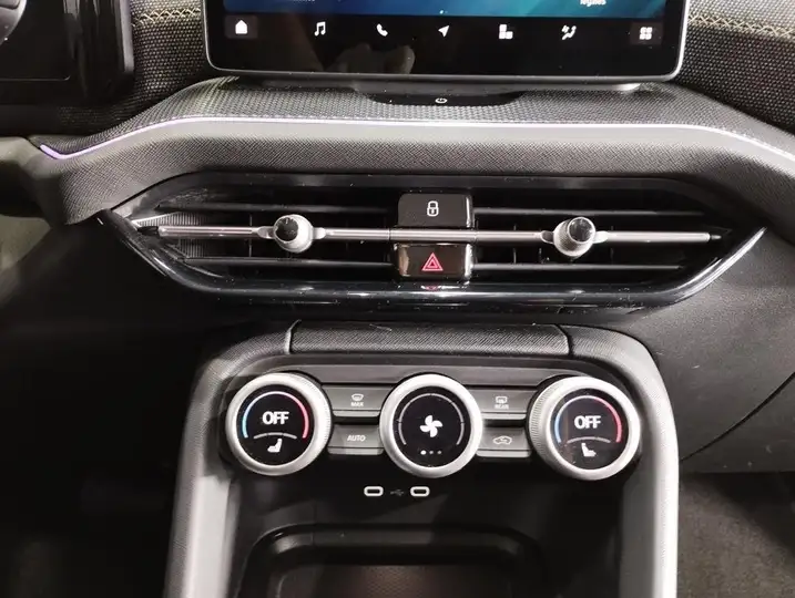 Škoda Kodiaq 2025, foto 18