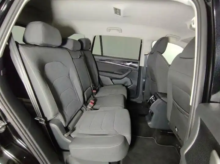 Škoda Kodiaq 2025, foto 6
