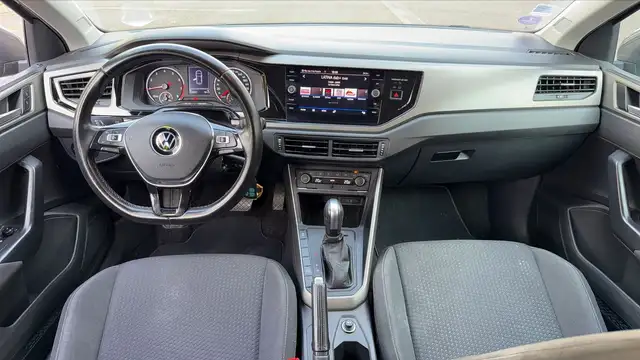 Volkswagen Polo view 11