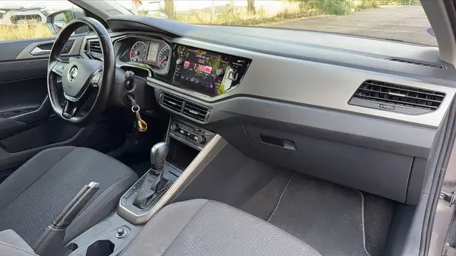 Volkswagen Polo view 10