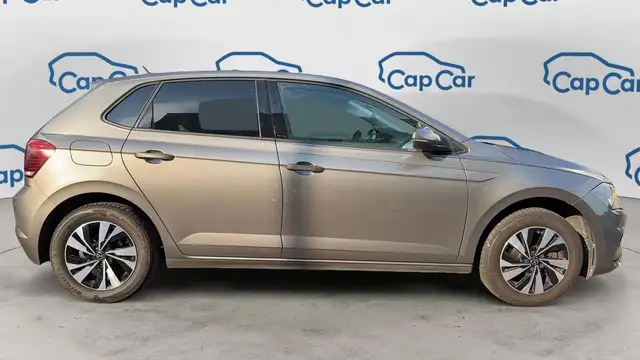 Volkswagen Polo view 4