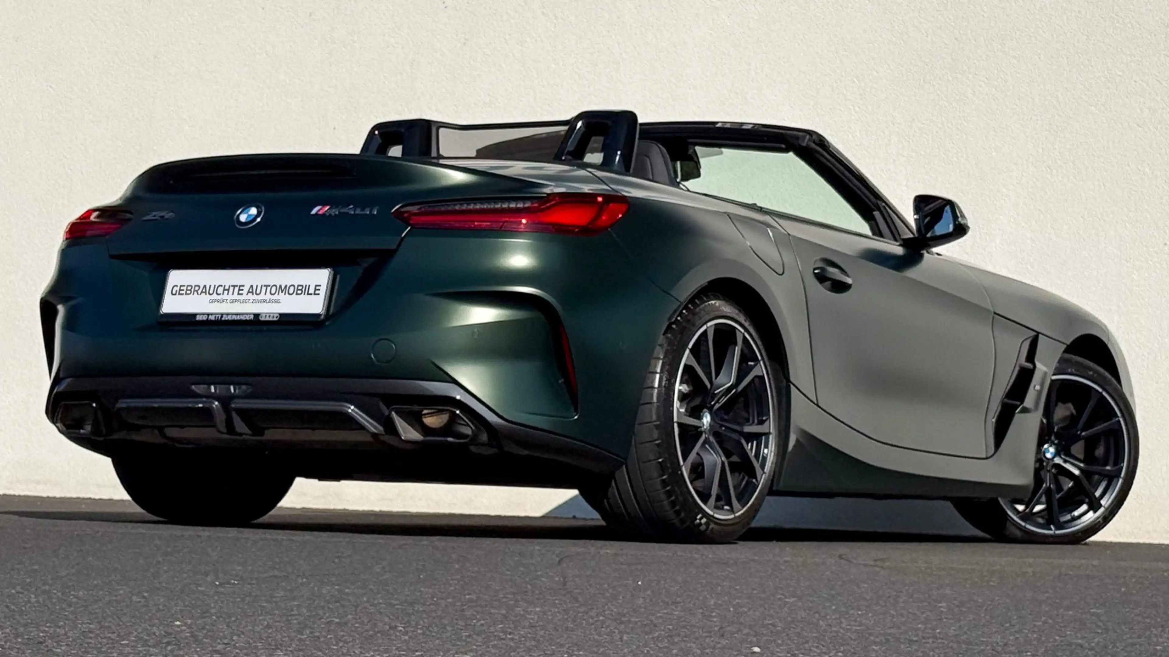 BMW Z4 sDrive M40i — photo 4