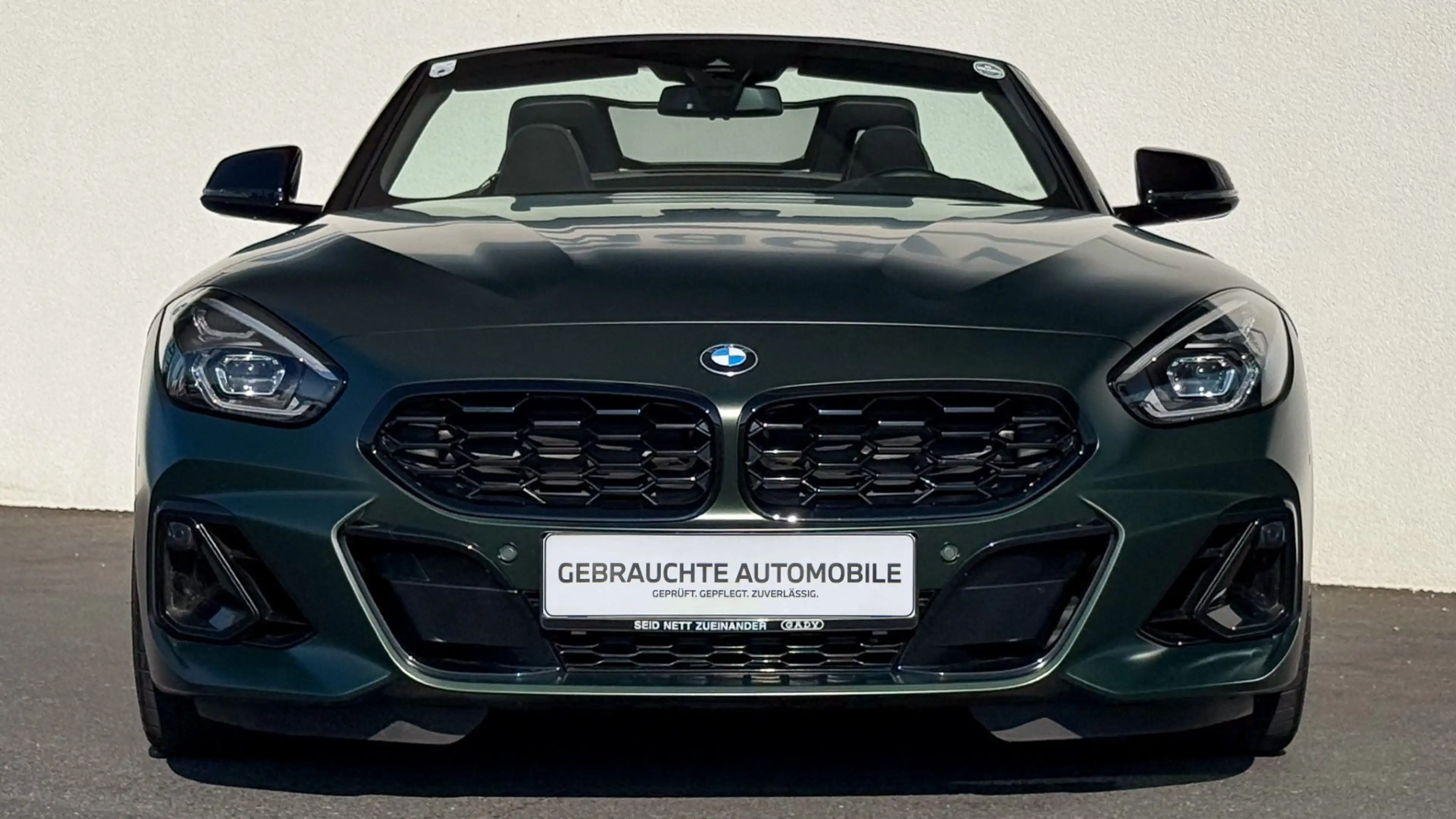 BMW Z4 sDrive M40i — photo 2