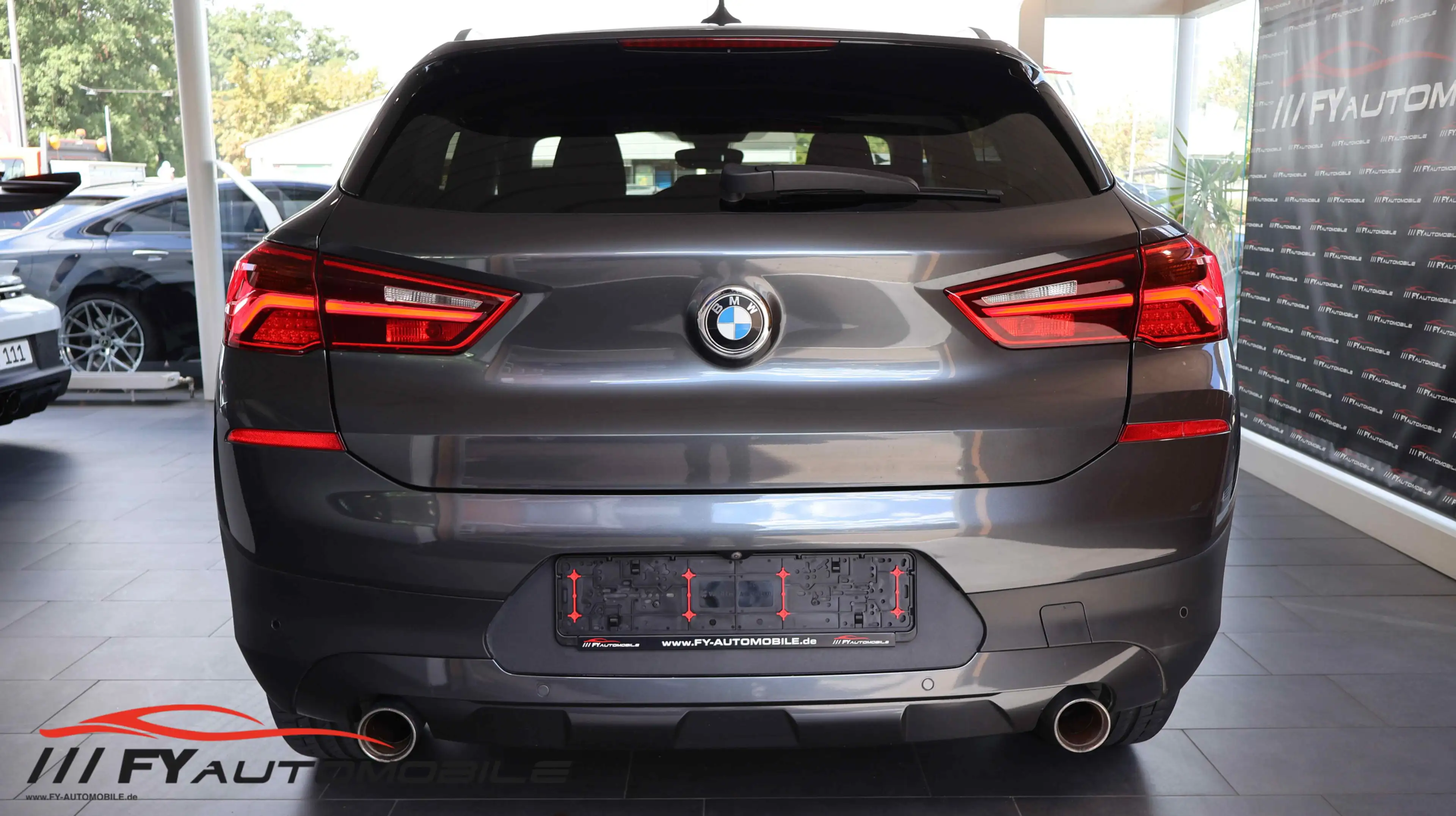 BMW X2 sDrive 20 i Advantage head-up stzheizung. — photo 11
