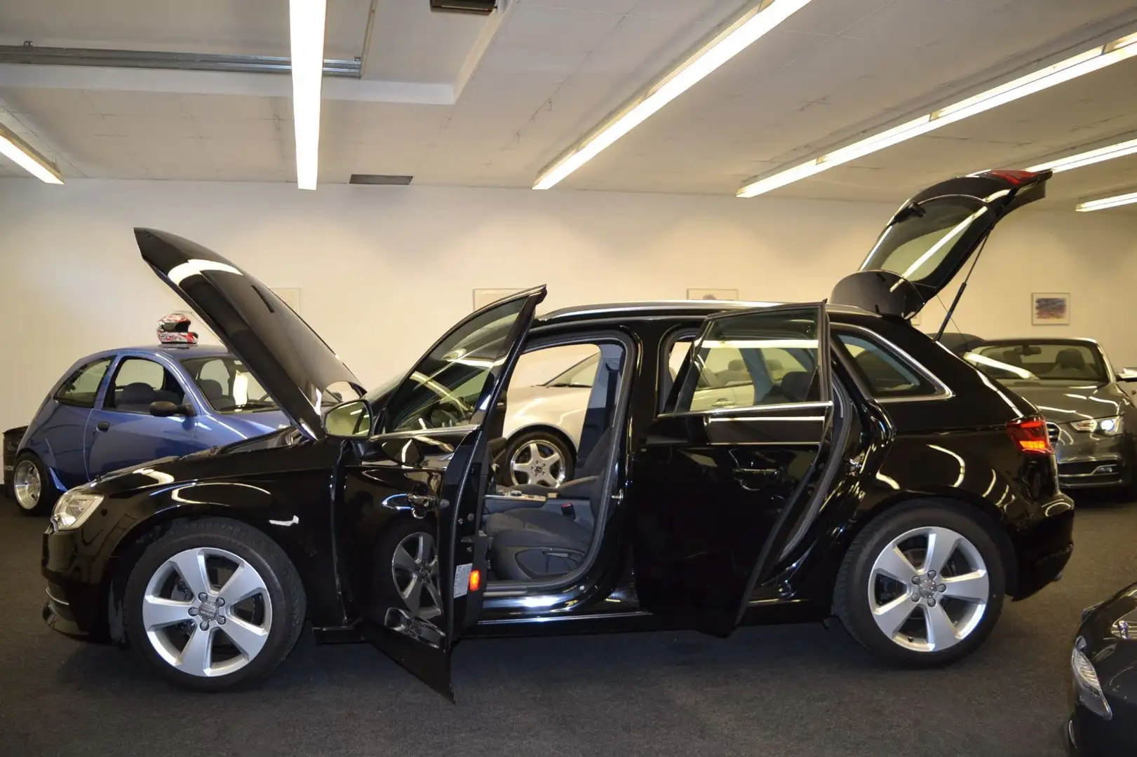 Audi A3 Sportback S-LINE SPORT PAKET (Facelift) Noir - 2