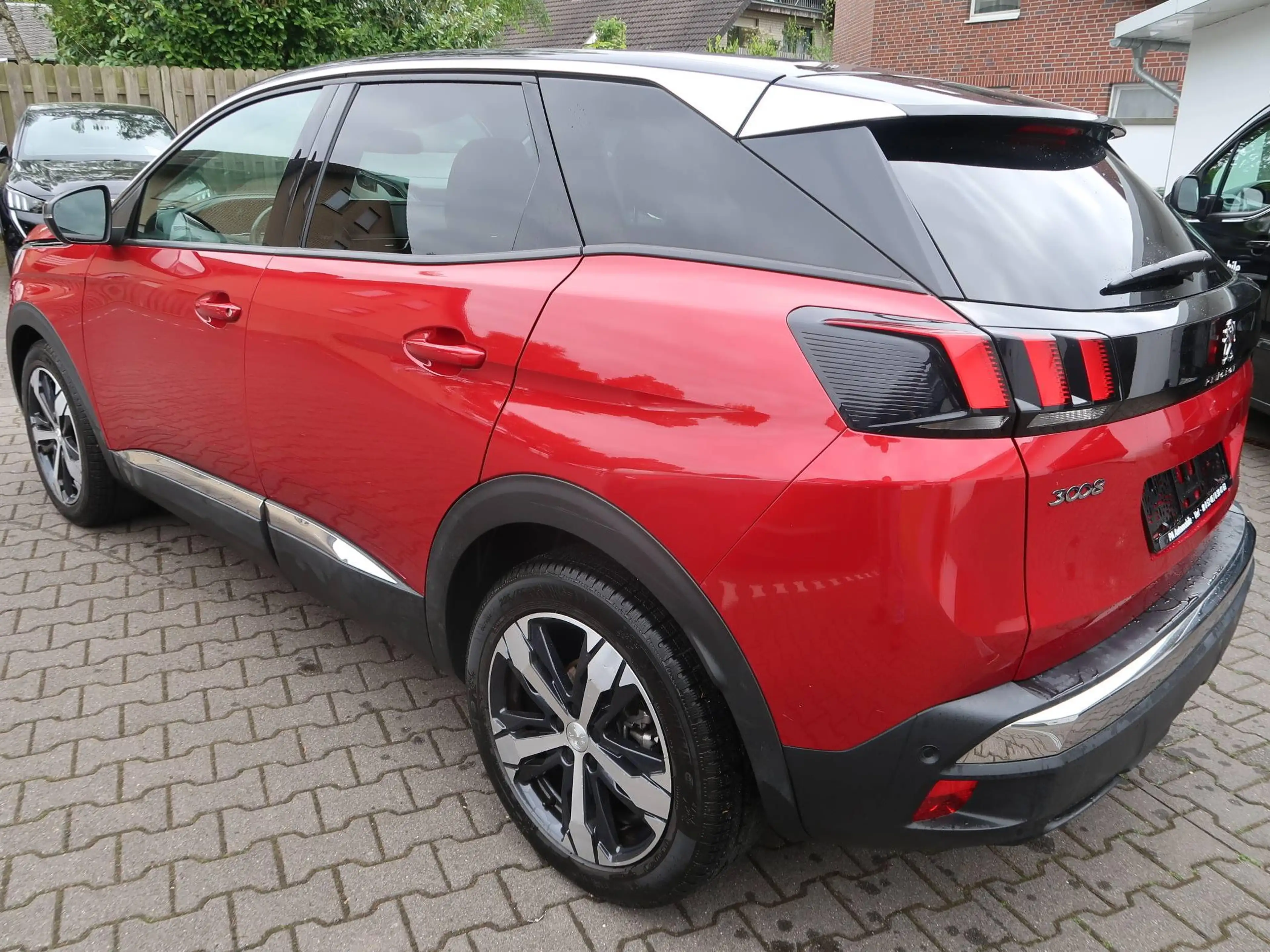 Peugeot 3008 Allure*Navi*Leder*Automatik* — photo 6