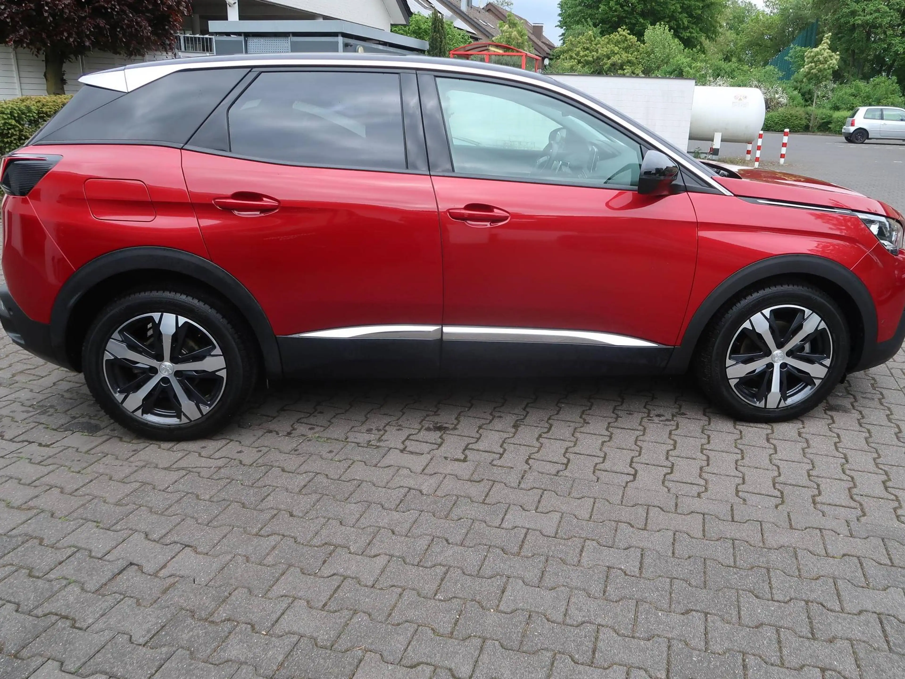 Peugeot 3008 Allure*Navi*Leder*Automatik* — photo 9