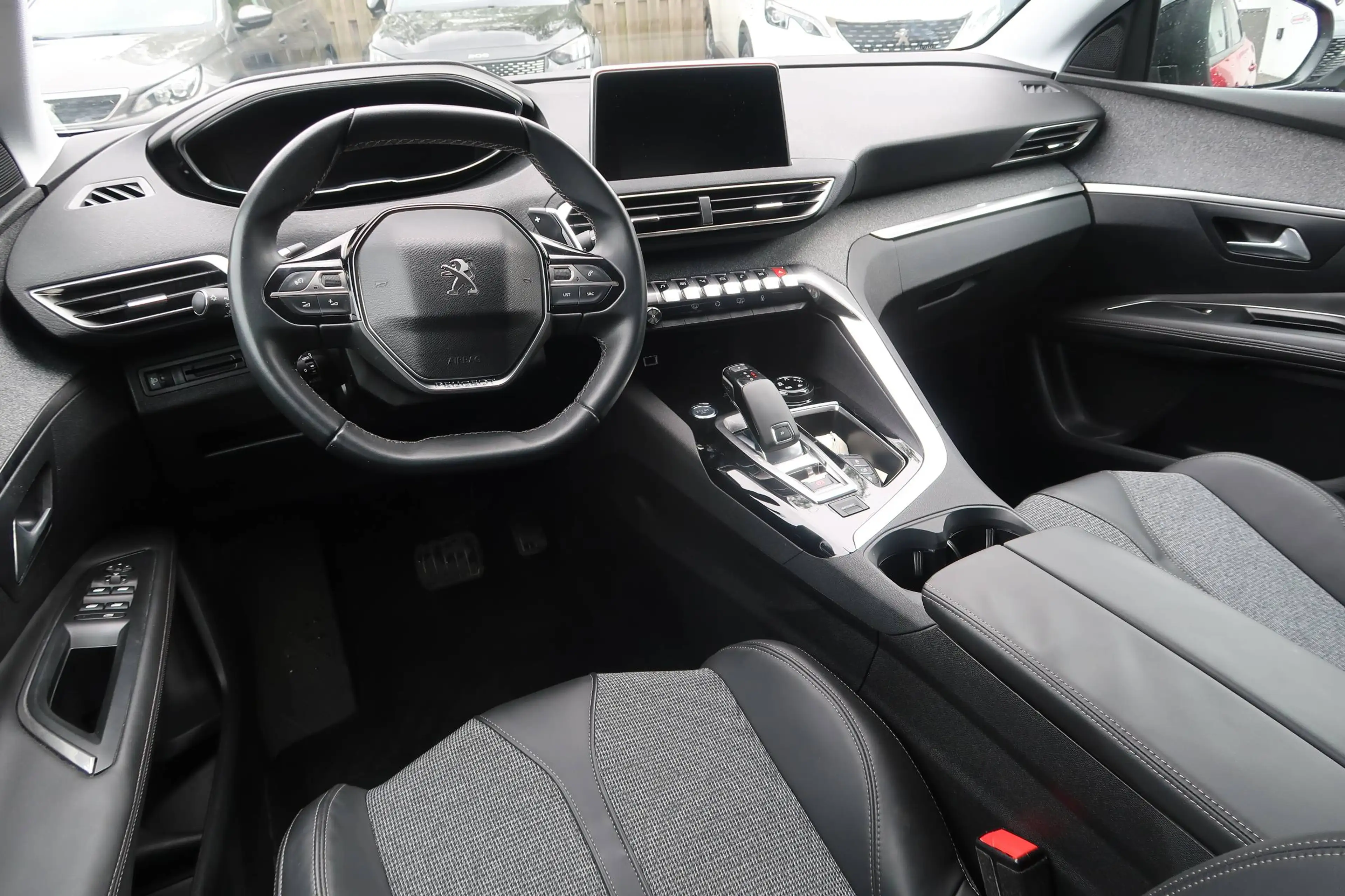 Peugeot 3008 Allure*Navi*Leder*Automatik* — photo 12