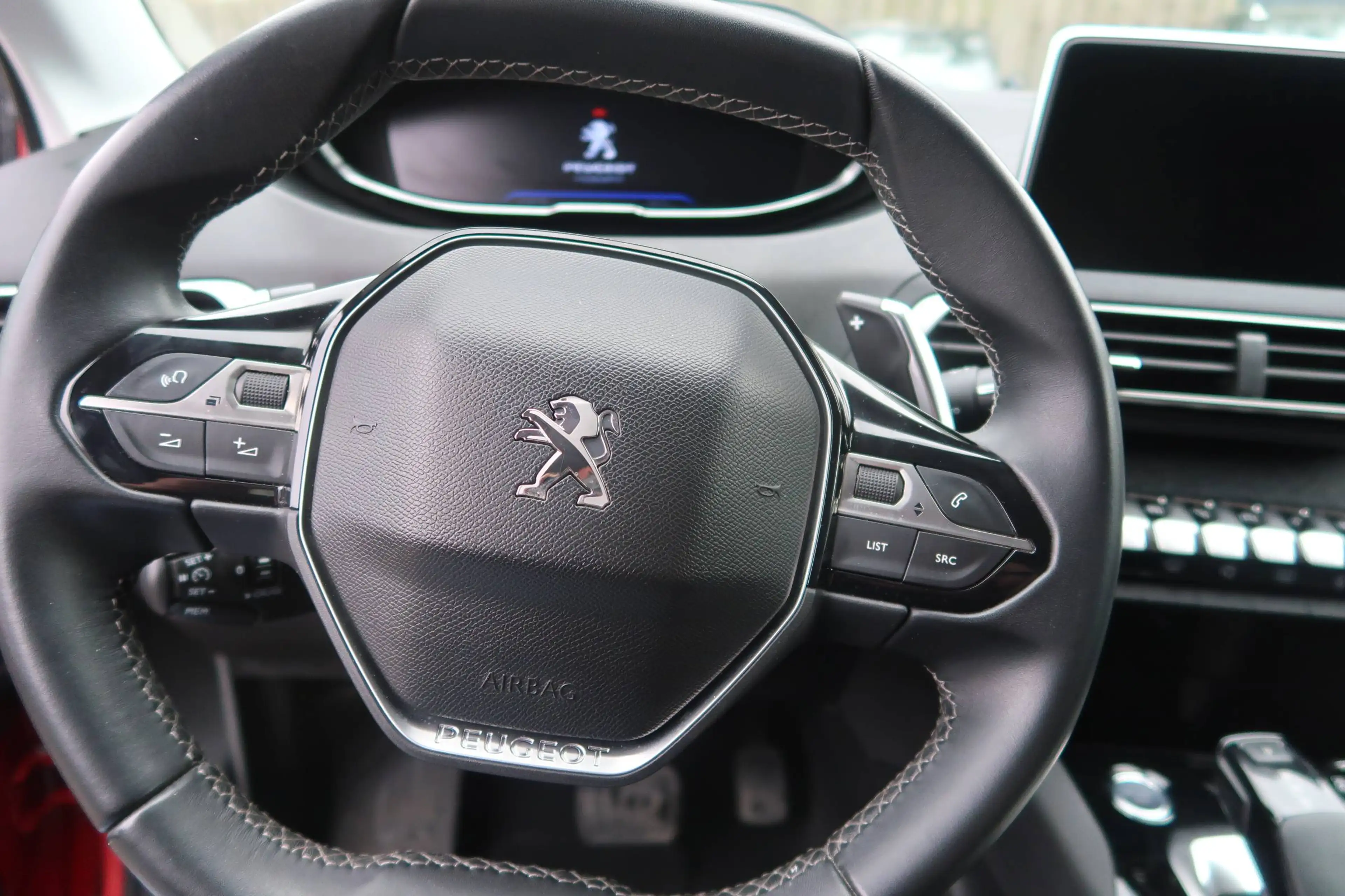 Peugeot 3008 Allure*Navi*Leder*Automatik* — photo 17