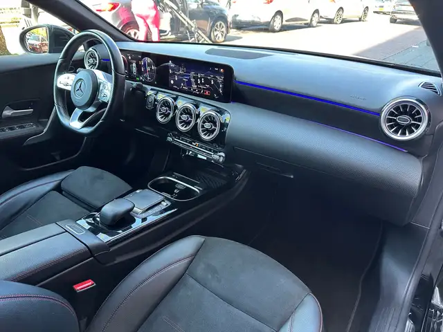 Mercedes-Benz A-Class view 12
