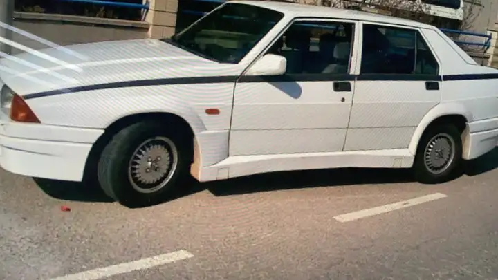 Alfa Romeo 1990