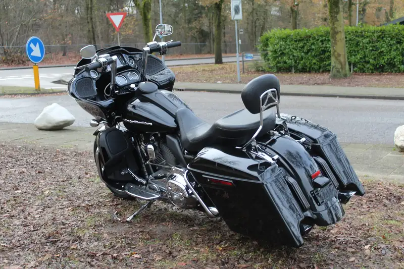 Harley-Davidson Road Glide - foto 7