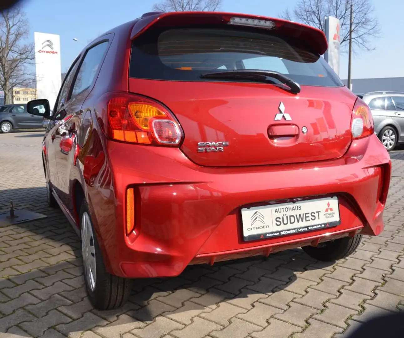Mitsubishi Space Star 1.2 (A00) Rojo - 2
