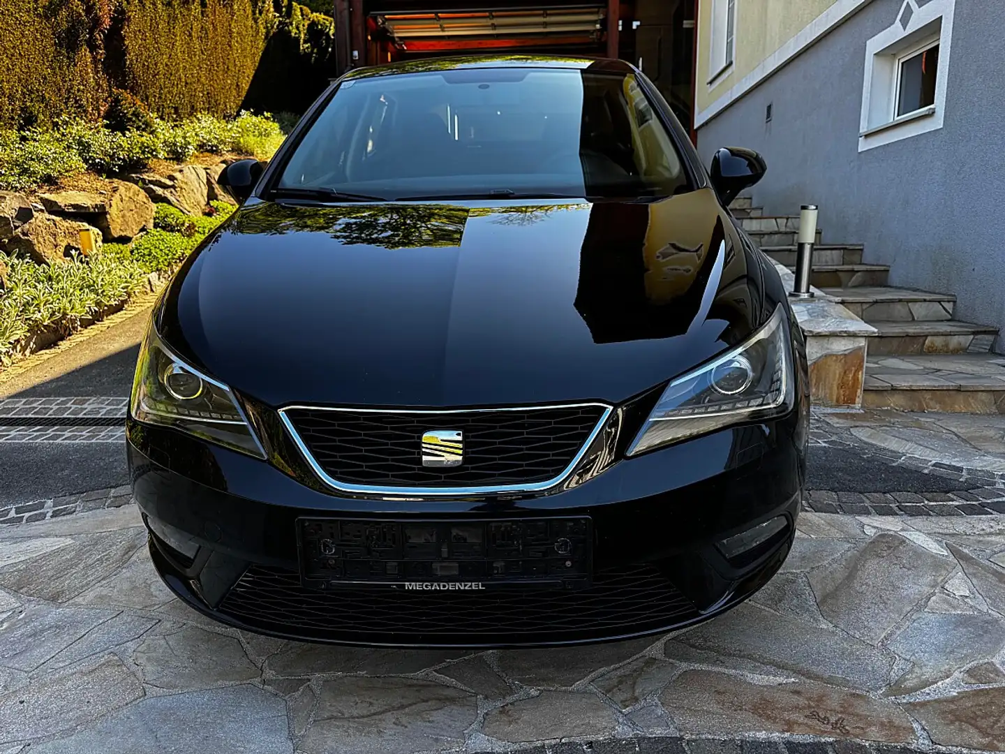SEAT Ibiza Chili&Style 1,2 TSI Xenon neue Kette 4 Zylinder Schwarz - 2