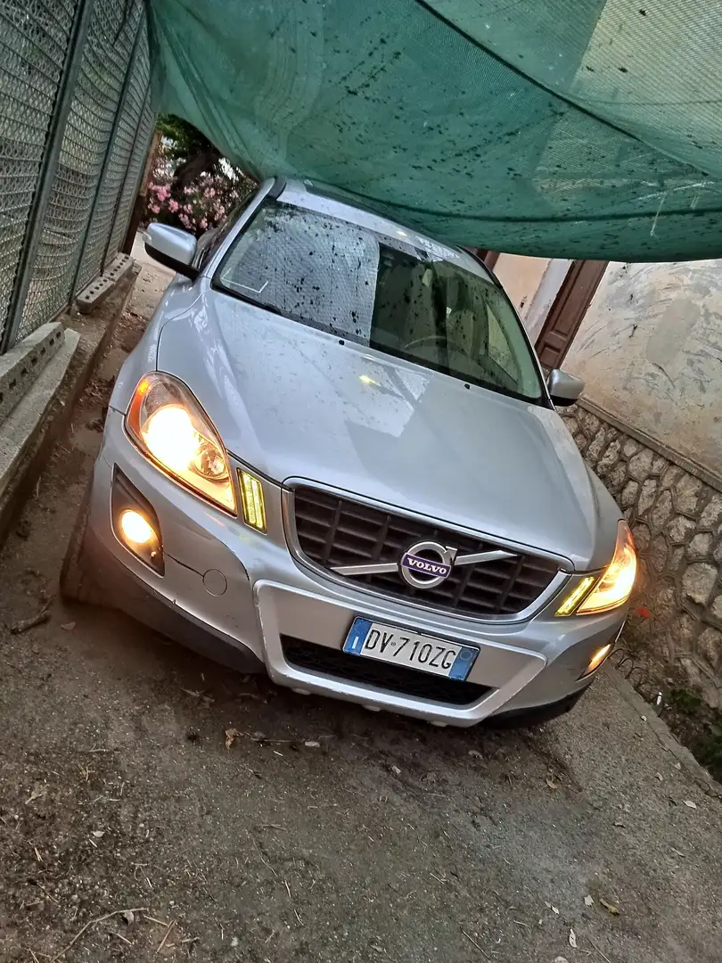 Volvo XC60 XC60 I 2008 2.4 d5 Momentum Argento - 1